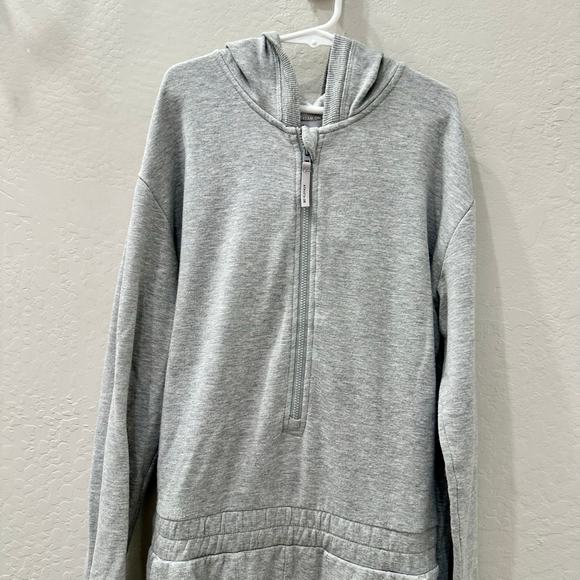 Athleta Girl Grey Zipper Jumpsuit Romper - Picture 1 of 9